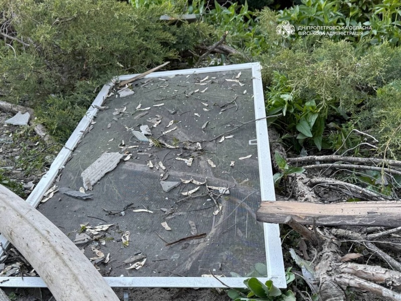 Ukrainian Dnipro under Russian missiles again: Dorm damaged, injuries reported (photos)