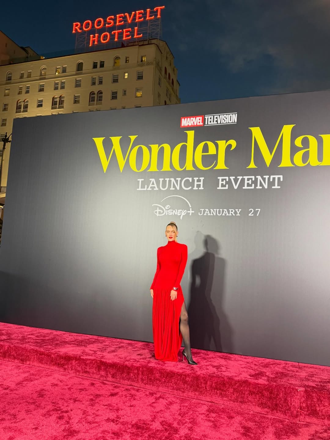 Бывший "Холостяк" Чмерковский поразил стильным парным "луком" с женой