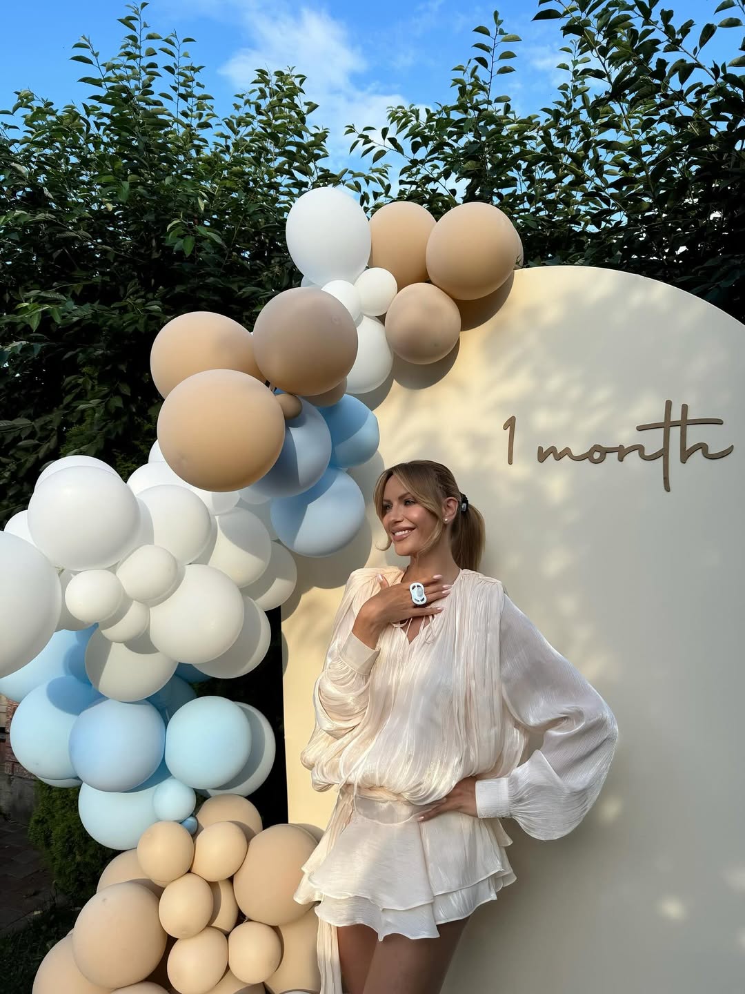 &quot;За 200 гривен в час&quot;: Леся Никитюк рассекретила, кто помогает ей с ребенком