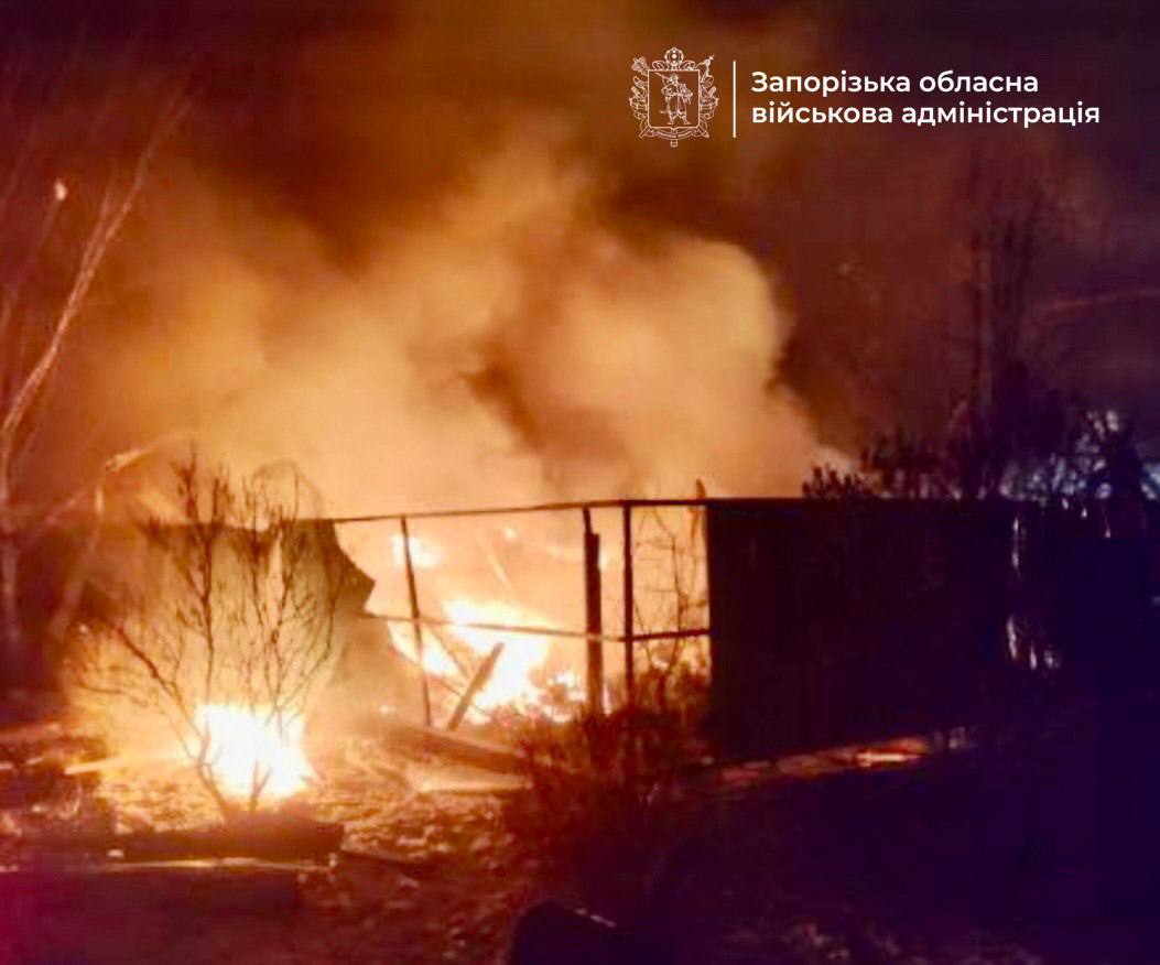 Росіяни атакували Вільнянськ на Запоріжжі: ворог зруйнував будинки, загинули люди