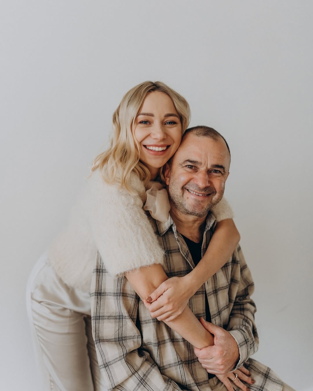 Жена Виктора Павлика похвасталась шикарным отдыхом с маленьким сыном