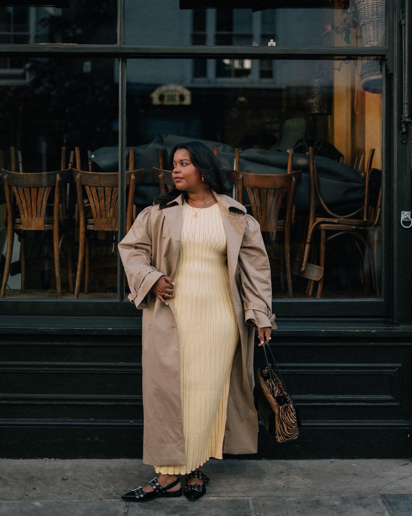 Что носить осенью, когда на улице плюс 15 градусов: идеи стильных образов