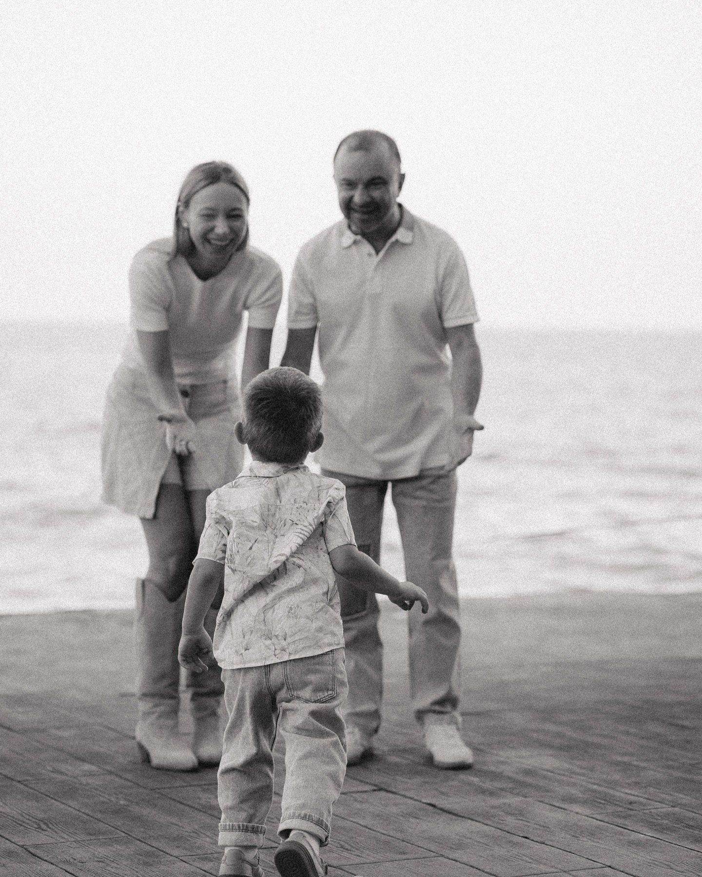 Жена Виктора Павлика показалась в больнице с маленьким сыном: что случилось