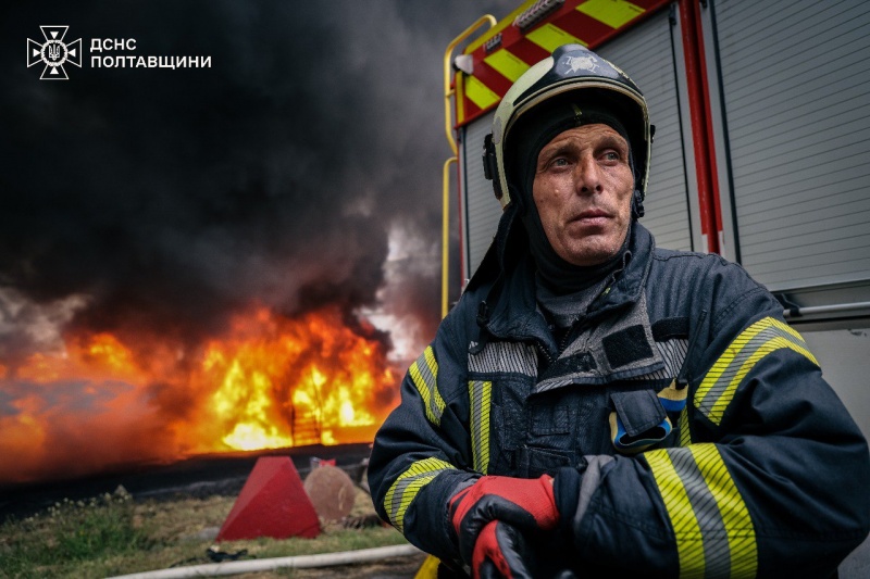 Massive attack on Kremenchuk: 40+ explosions, fires, and cluster bombs reported