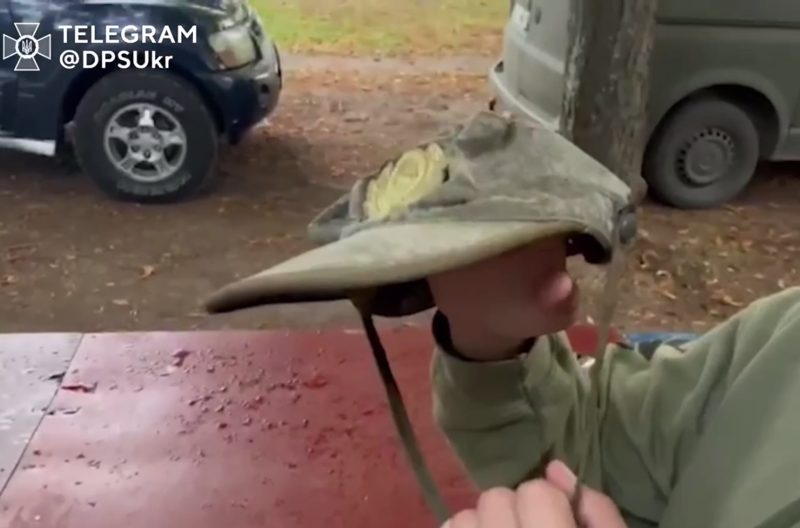 &quot;Сделано в Китае&quot;: украинские защитники показали, во что одевается &quot;вторая армия&quot; мира