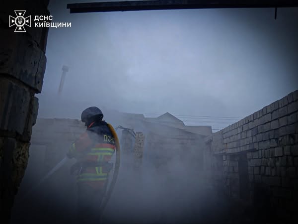 Tragic fire near Kyiv kills two young children and a man