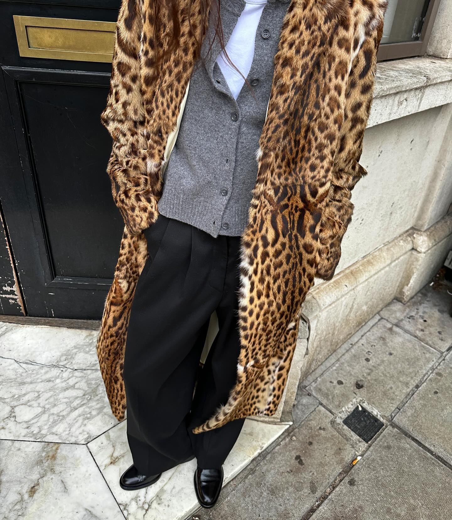 С чем сочетать леопардовый принт осенью 2024 года: идеи стильных образов