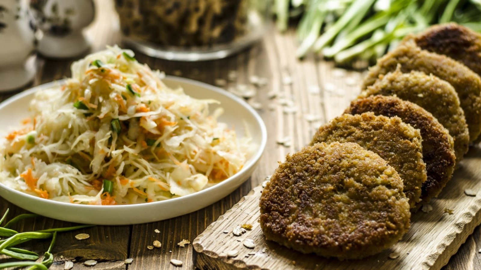 Все будут в восторге: этот рецепт котлет с ветчиной точно стоит приготовить каждому