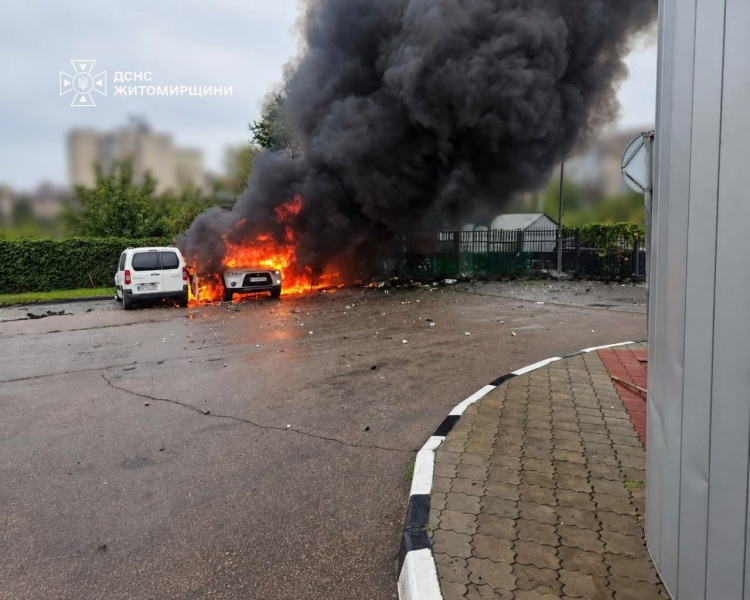 Russia strikes grocery store in Ukraine's Zviahel: Fatalities reported