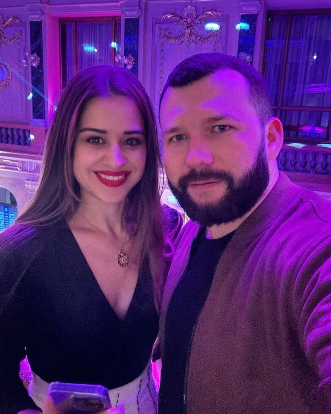 Без гостей и белого платья: экс-жена Дзидзьо выходит замуж во второй раз