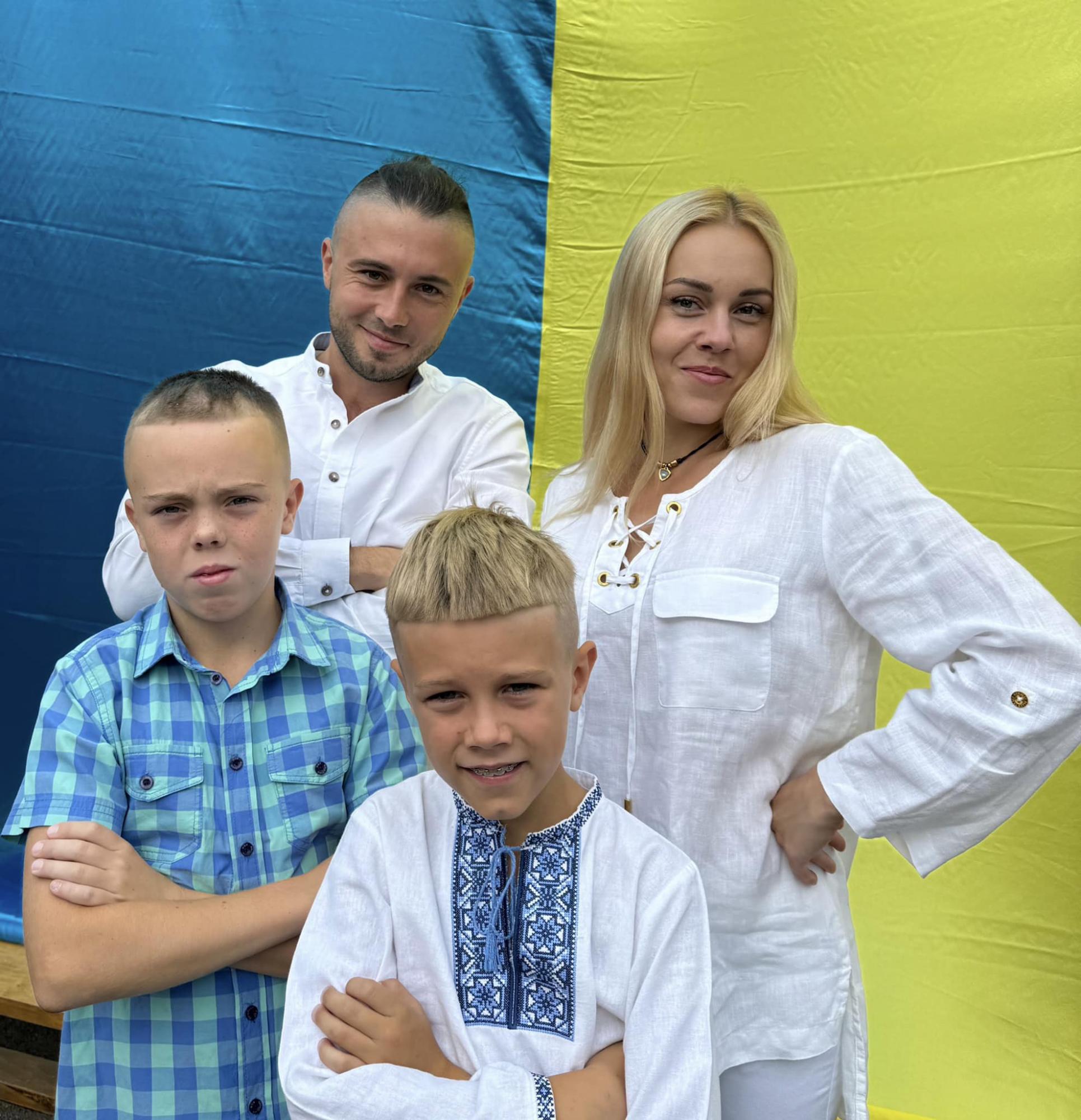 Тарас Тополя розповів про суворі методи виховання дітей: "Планшет у нас півгодини з таймером"