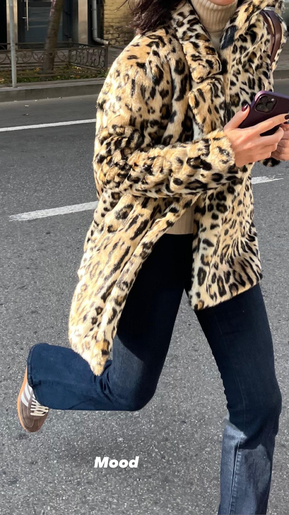 З чим носити джинси: Єфросиніна та дружина Решетніка показали наймодніші образи на осінь 2024