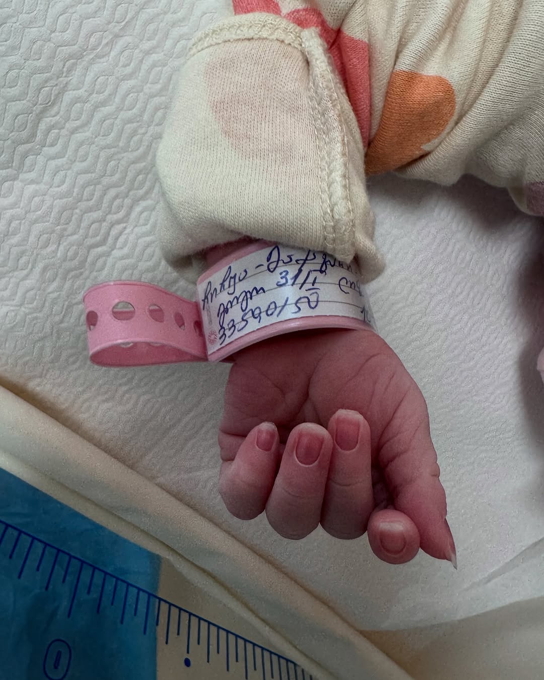 Колишній &quot;Холостяк&quot; Іраклі Макацарія вперше показав обличчя 2-річного сина: на кого він схожий