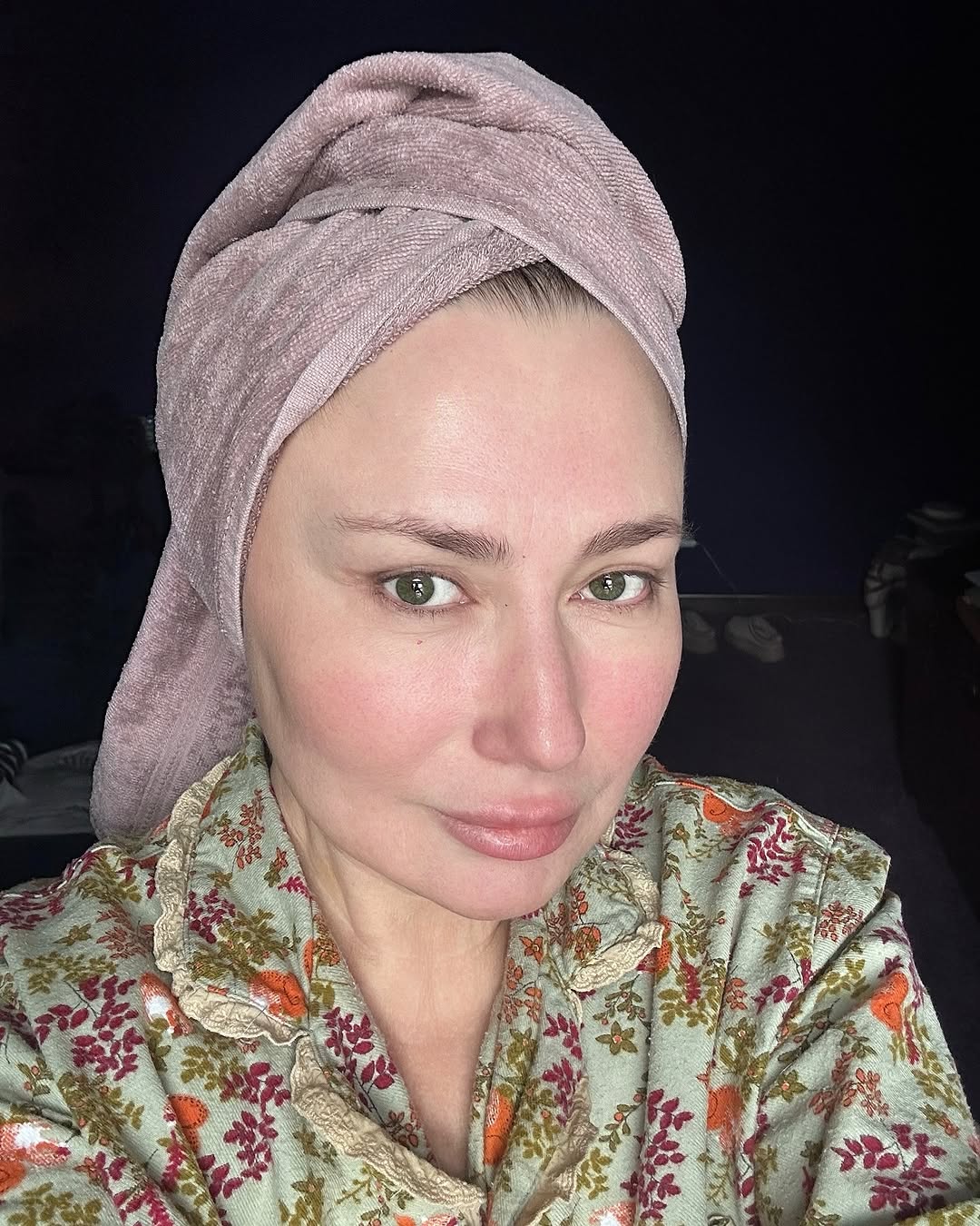 50-річна Олена Мозгова показала ідеальне обличчя без макіяжу та фотошопу