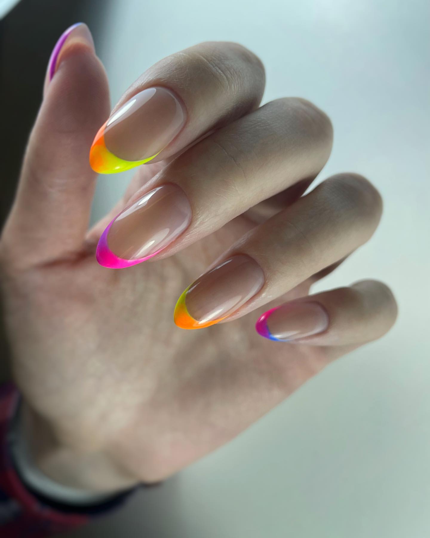 Цей манікюр зробить вас наймоднішою: найкращі ідеї небанального &quot;френча&quot;