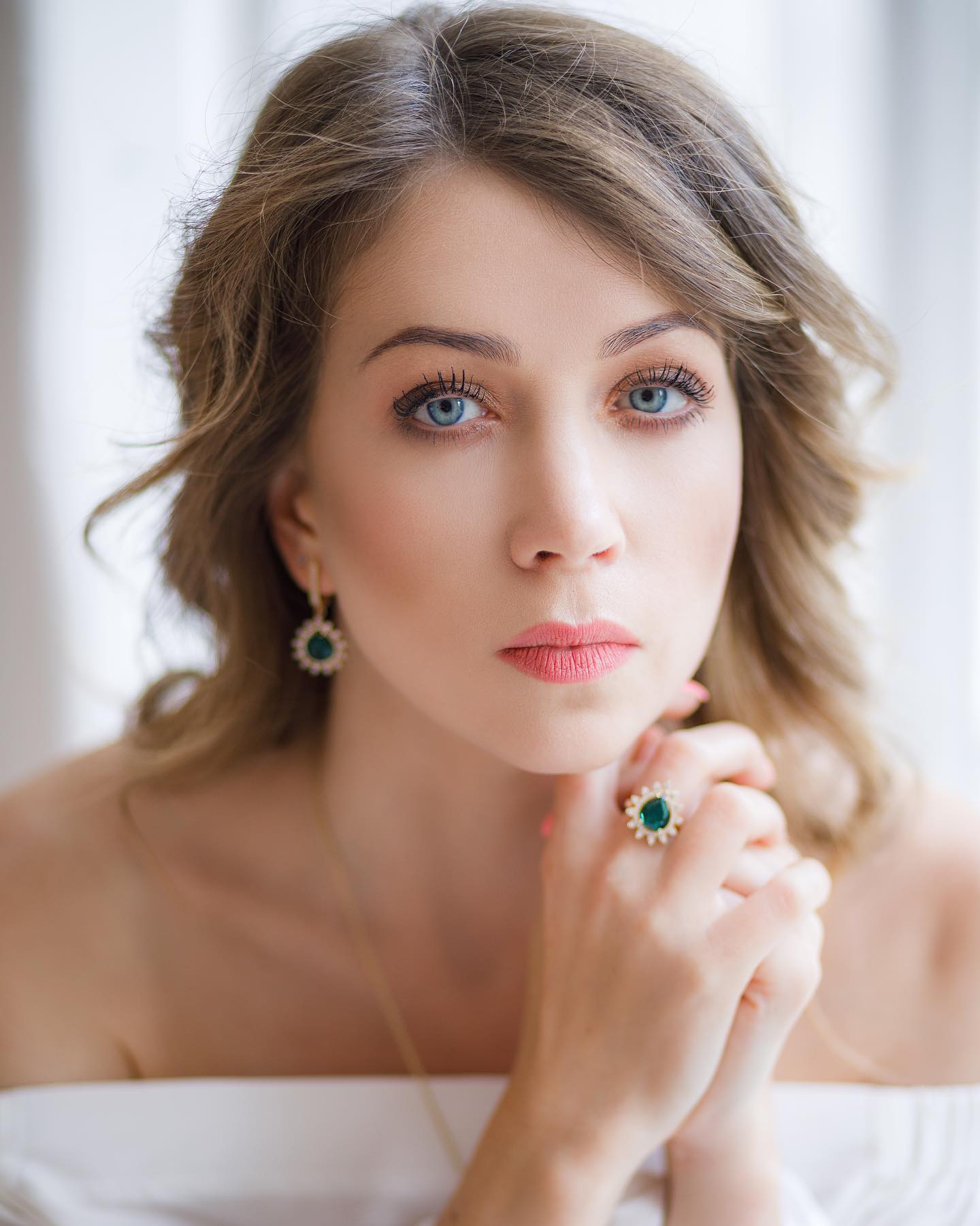 Як виглядає і чим займається сьогодні Марина Кутєпова - дружина Олександра Шовковського