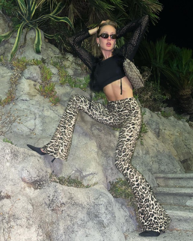 Как выглядит экс-участница группы &quot;ВИА Гра&quot; Ева Бушмина, которая сбежала из Украины и молчит о войне