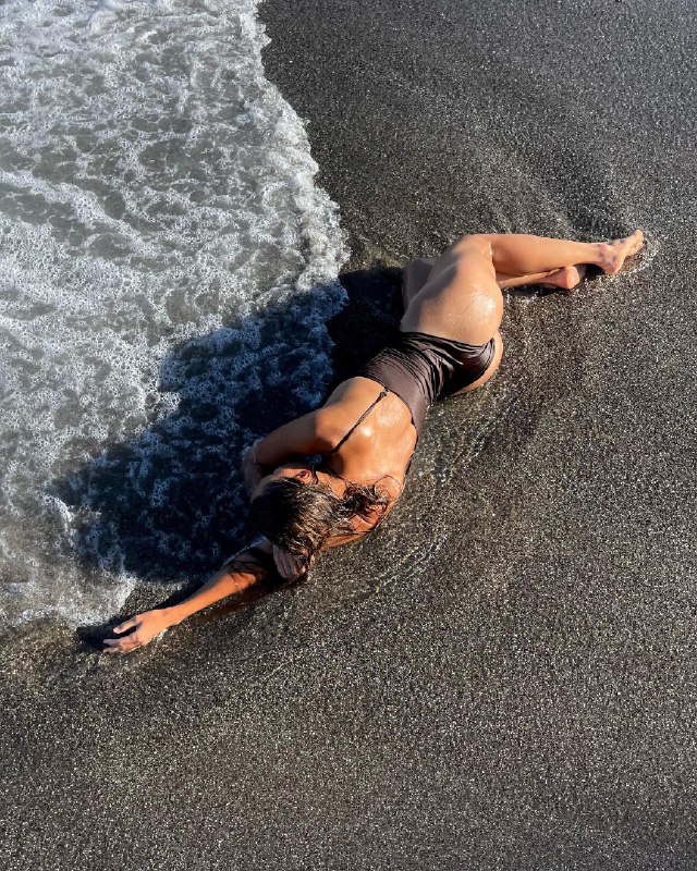 Как выглядит экс-участница группы &quot;ВИА Гра&quot; Ева Бушмина, которая сбежала из Украины и молчит о войне