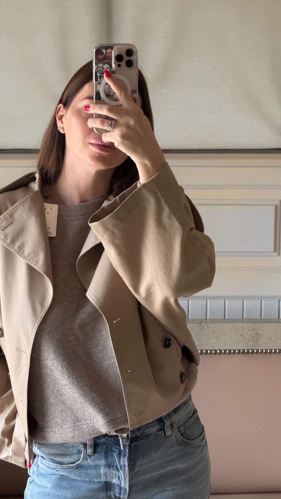 Этот цвет маникюра всегда выглядит дорого: жена Усика и бывшая Остапчука задают тренды