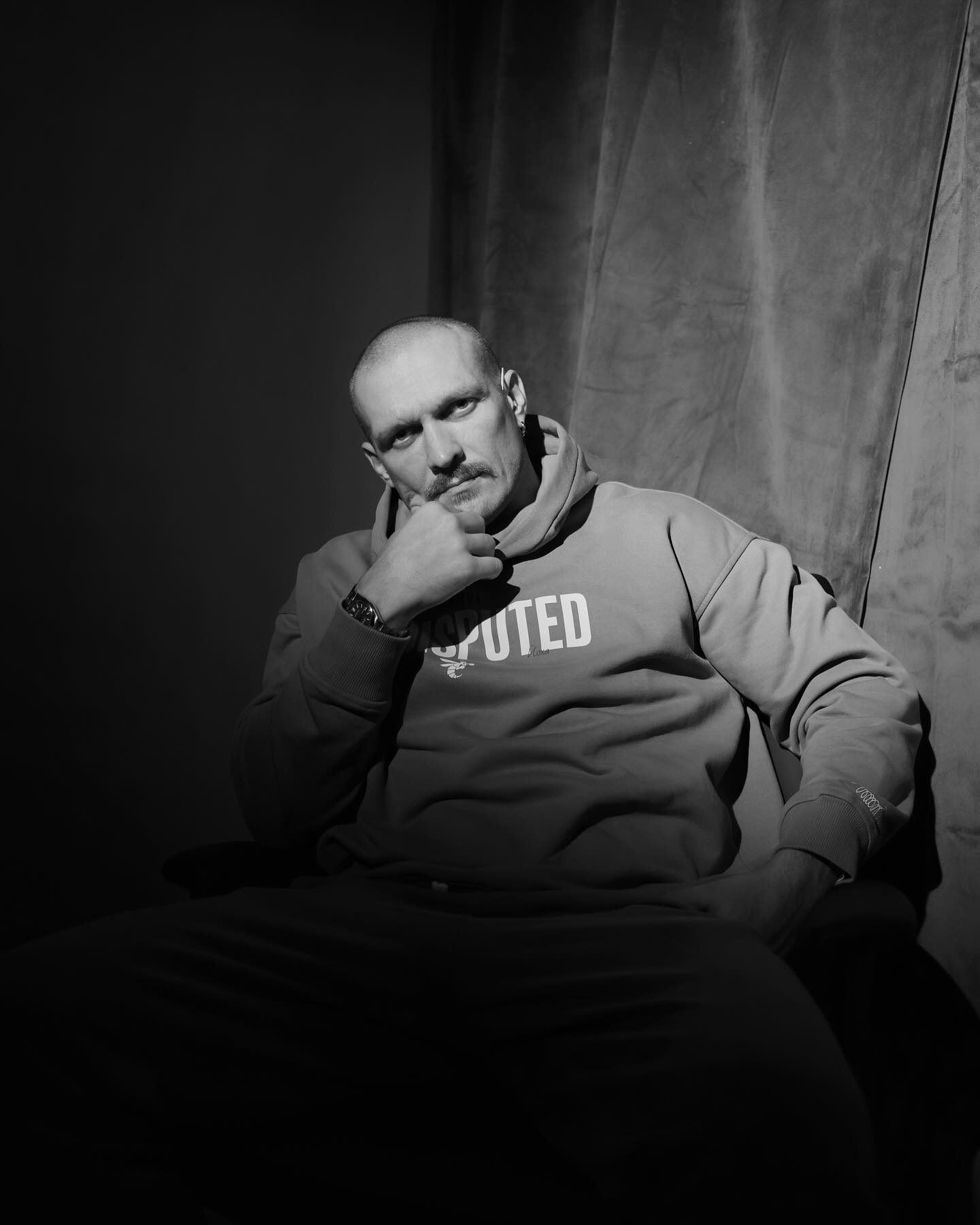 Усик - Ф'юрі 2. Дизайнерка пояснила містичний символізм образу українця