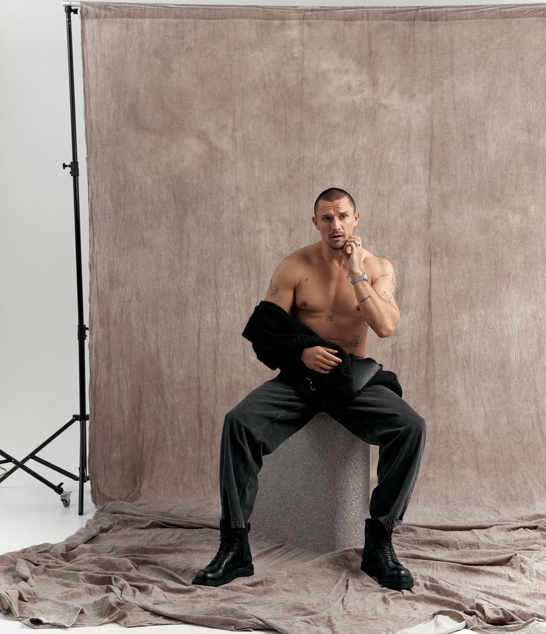 Вот вам и Кайдаш! 10 жарких фото Тараса Цымбалюка, который будет искать любовь на "Холостяке"