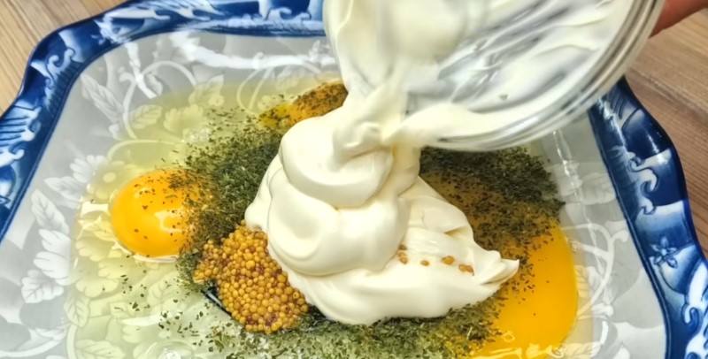 Як приготувати ароматний хек, що вийде смачнішим за червону рибу: покроковий рецепт