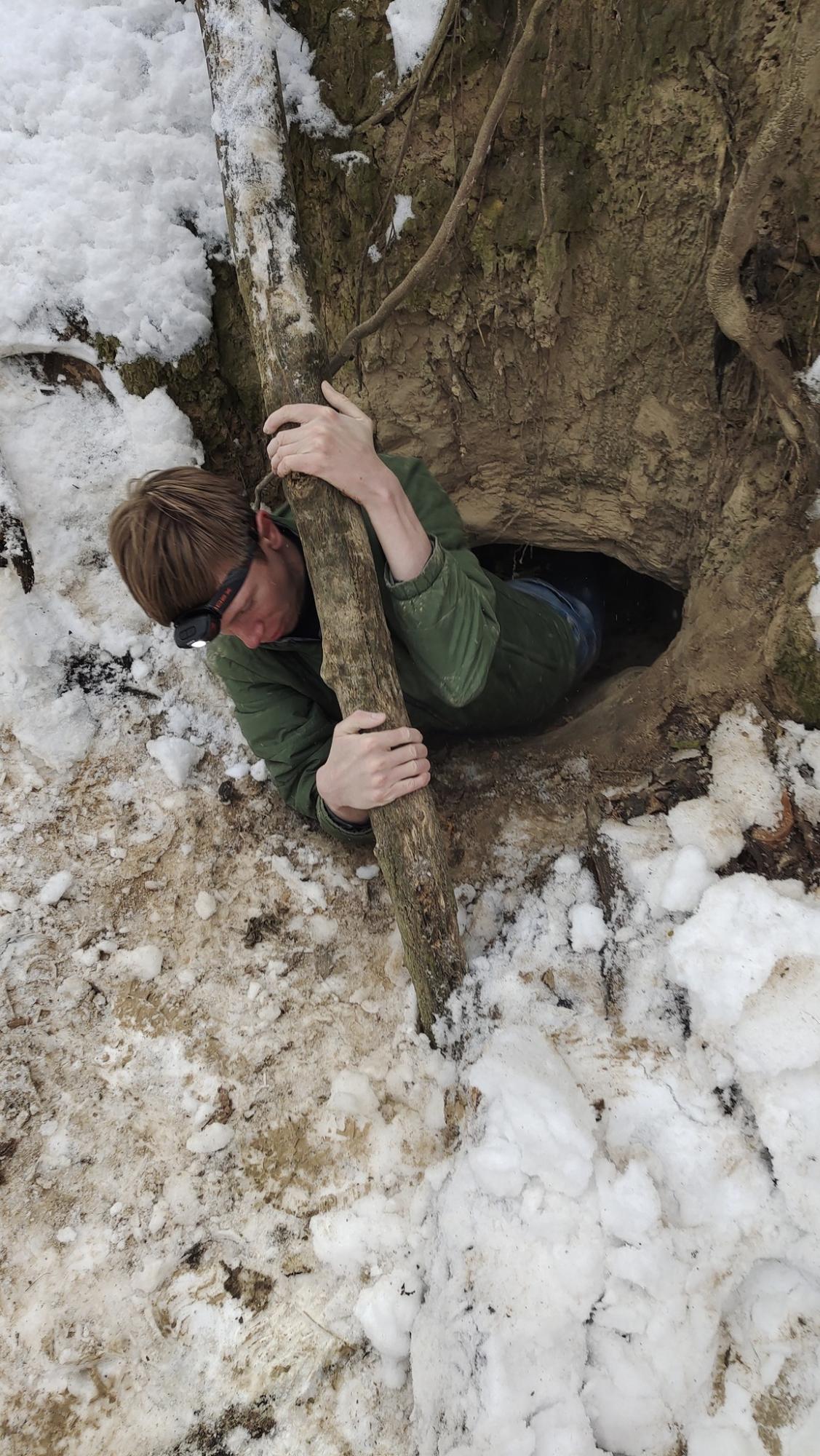 У Києві знайшли печери дохристиянського періоду: захоплюючі фото