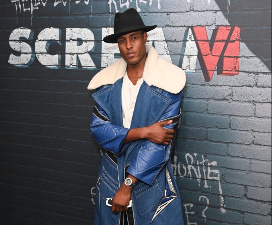 Как выглядит один из самых желанных мужчин из Tinder и почему ему не везет с любовью