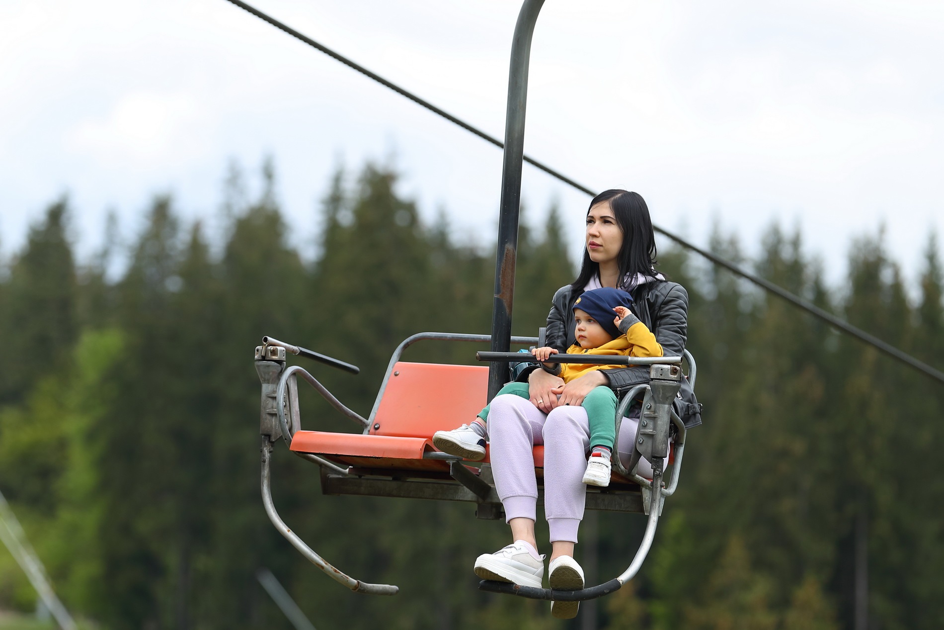 Обзорный подъемник в Буковеле: как и за сколько можно насладиться красотой Карпат