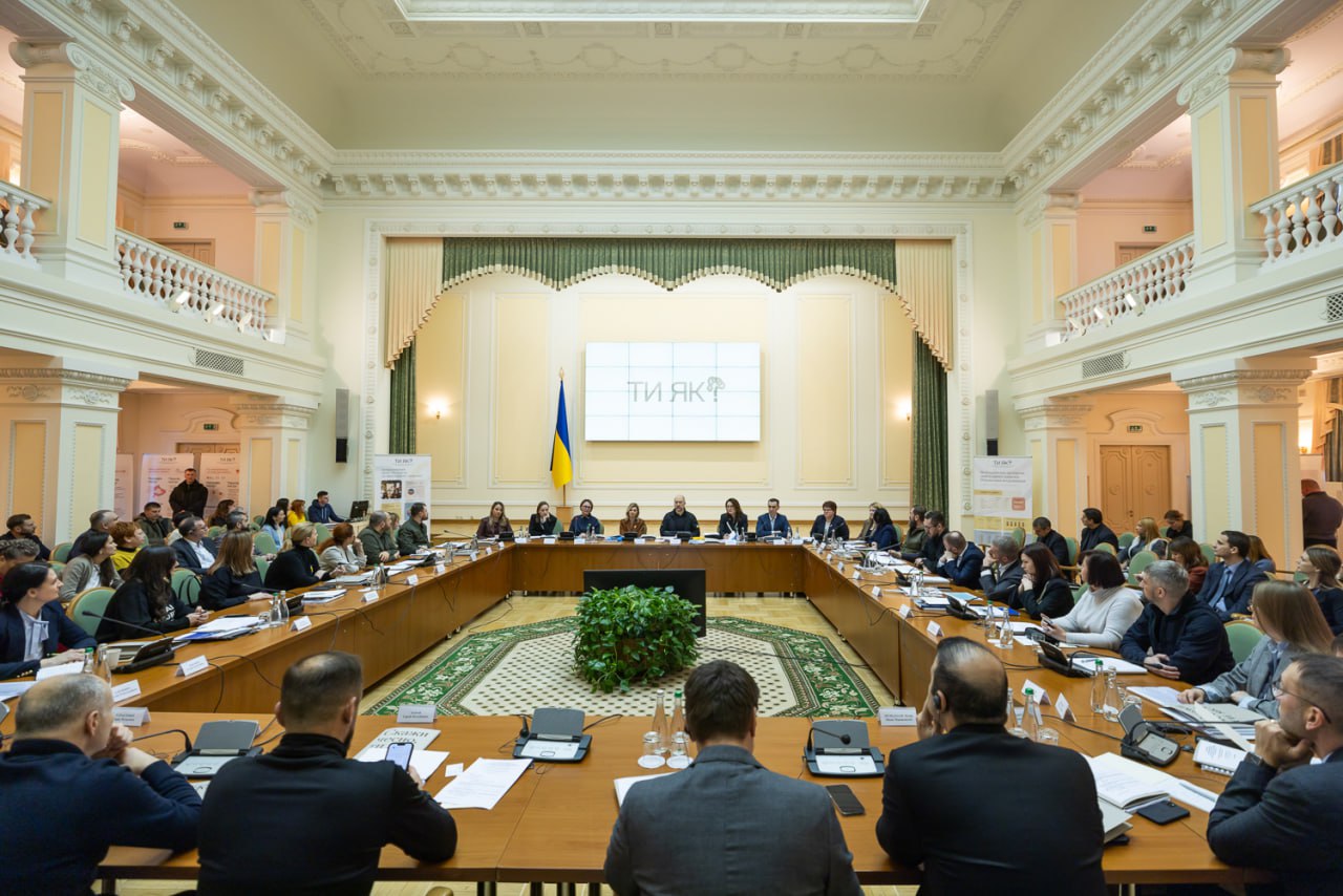 Елена Зеленская в элегантном наряде показала новую символическую брошь