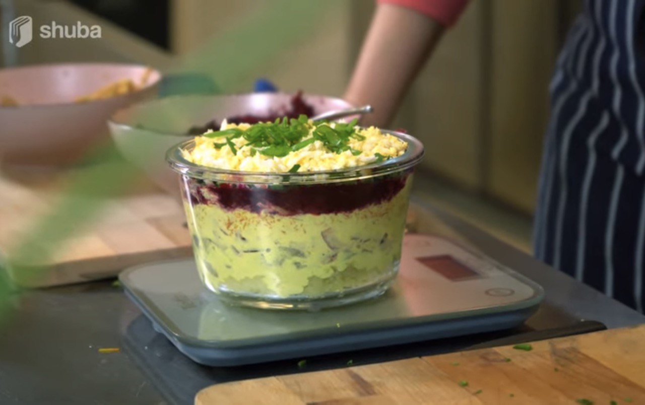 Смачний оселедець під шубою із секретним інгредієнтом: цей рецепт здивує усіх