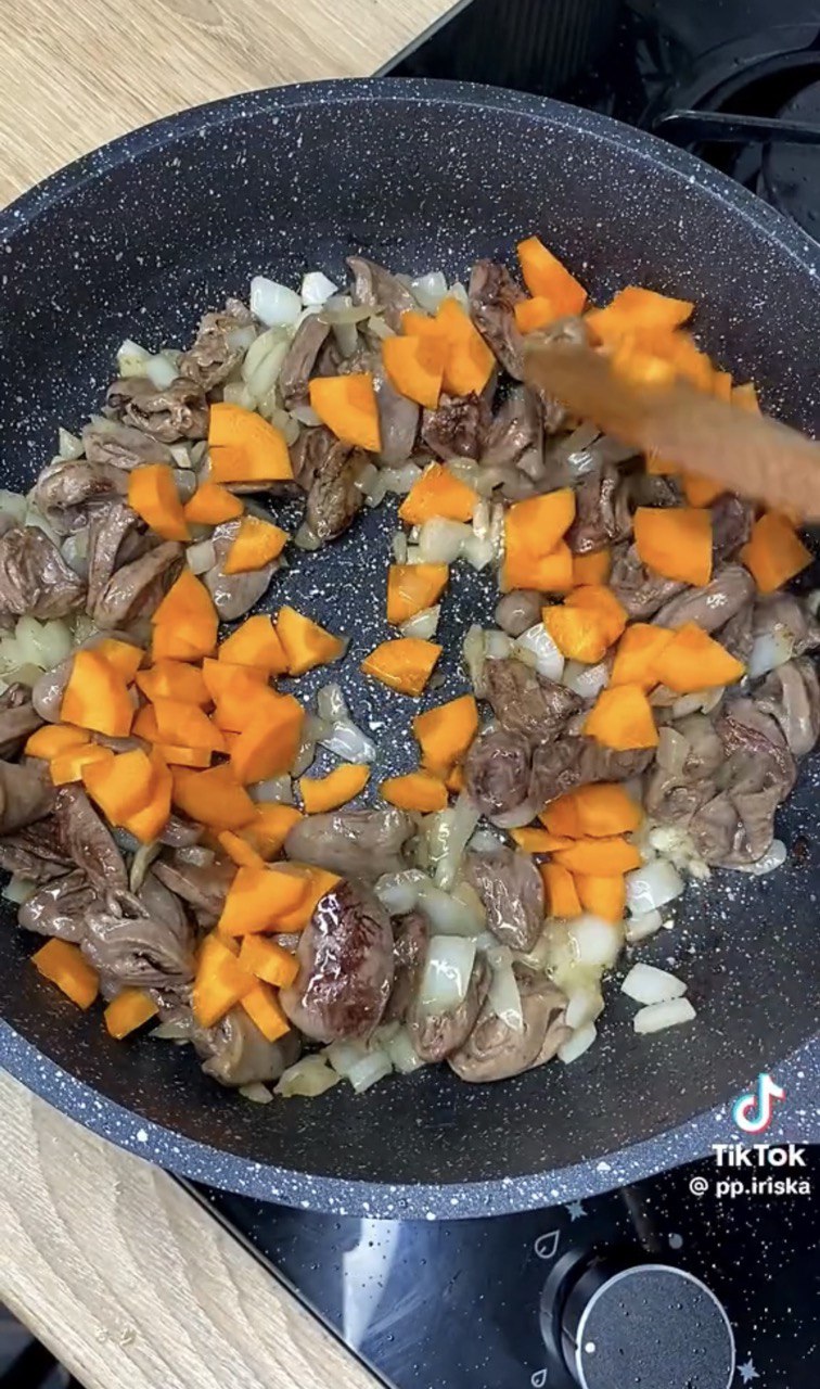 Як приготувати макаронами з курячими сердечками: рецепт смачної і бюджетної вечері