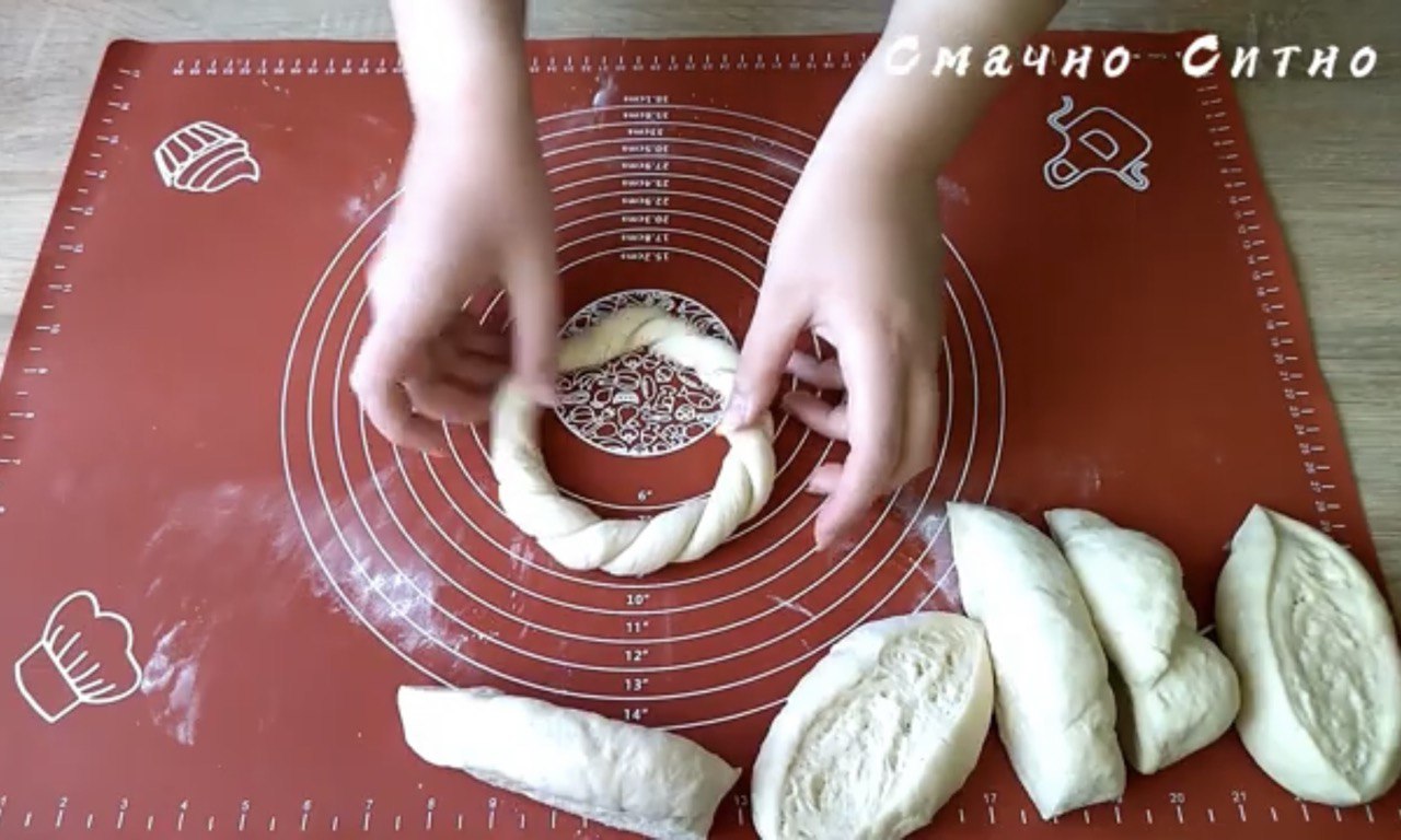 Как быстро и легко приготовить известные турецкие бублики с кунжутом: пошаговый рецепт