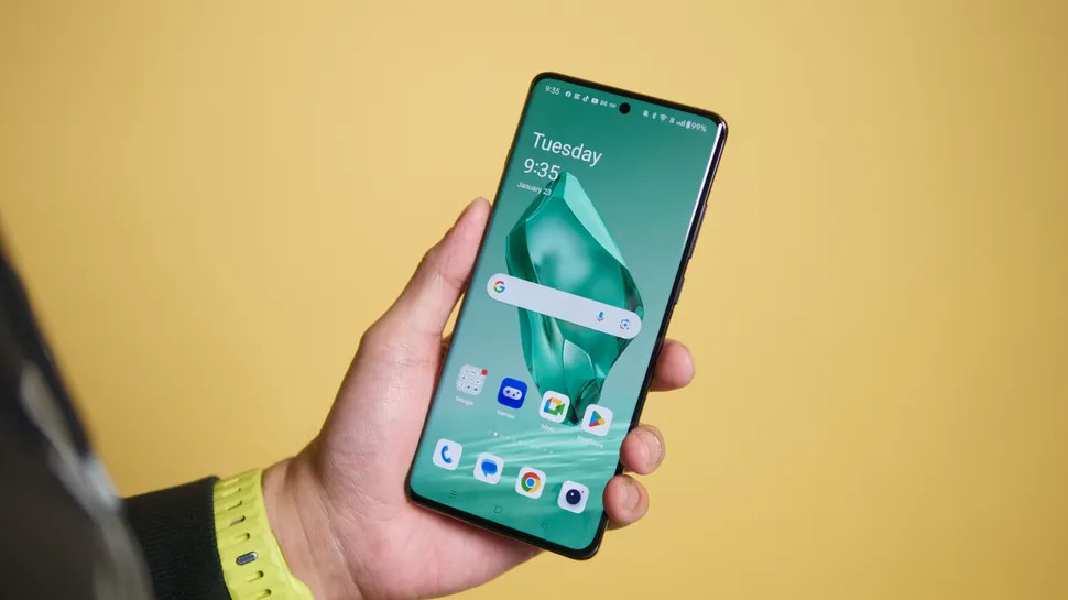 Топ-10 моделей смартфонов с рекордной автономностью батареи