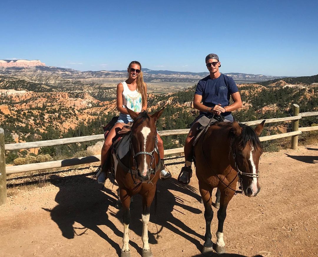 Спортсмен-серфінгіст: як виглядає рідний брат Каті Осадчої (фото)