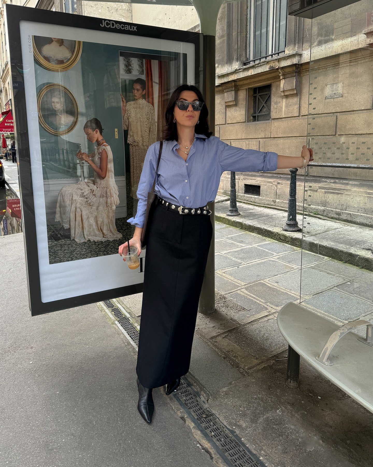 Как выглядит самая модная обувь на холодную осень: трендовые образы с ботильонами