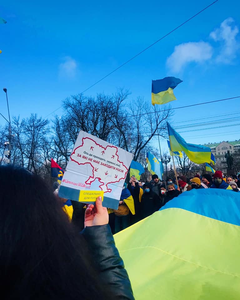 Українці на Марші єдності в Києві показали Росії, де насправді проходять "червоні лінії" (відео, фото)