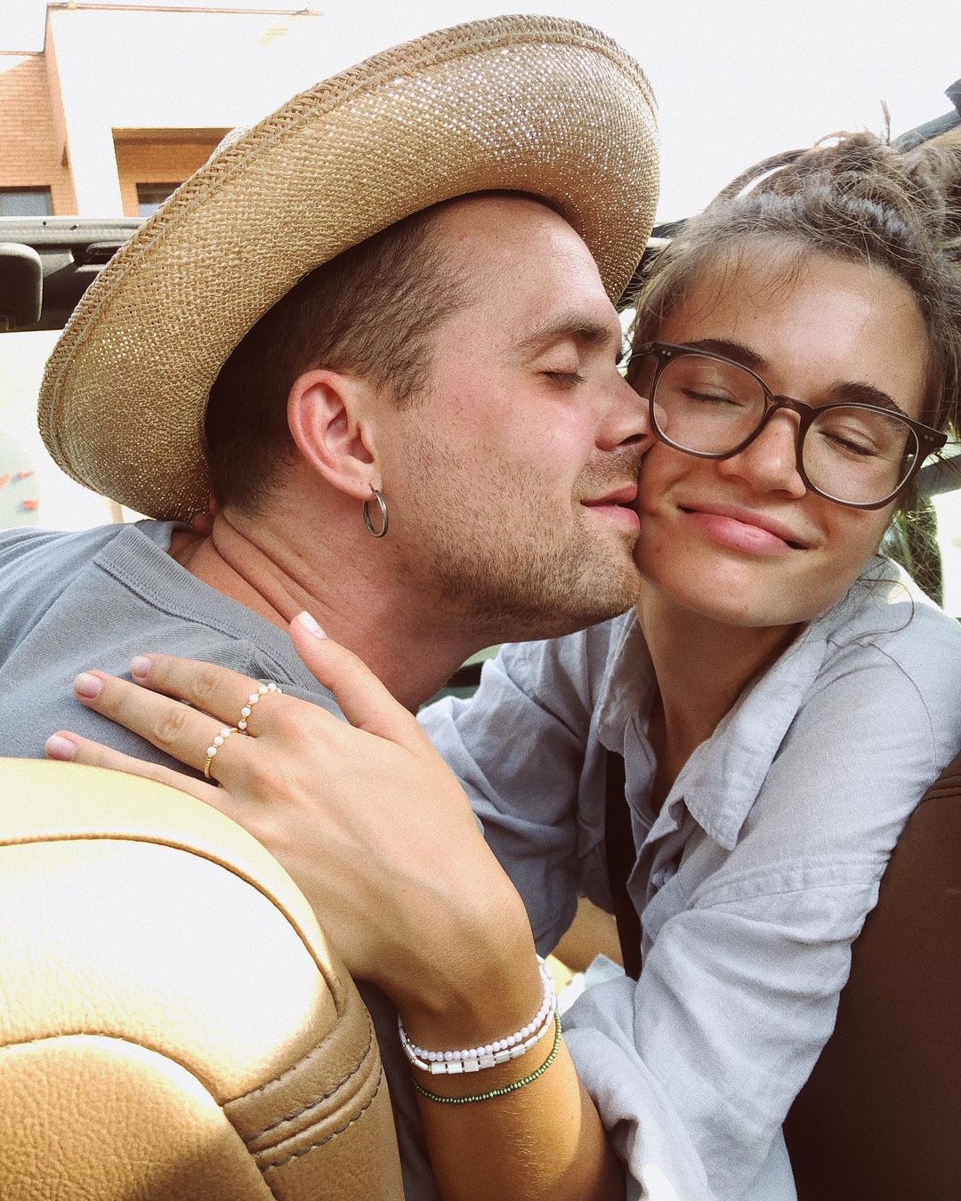 Дантес і Кацуріна публічно зізналися одне одному у коханні і замилували мережу сімейними фото