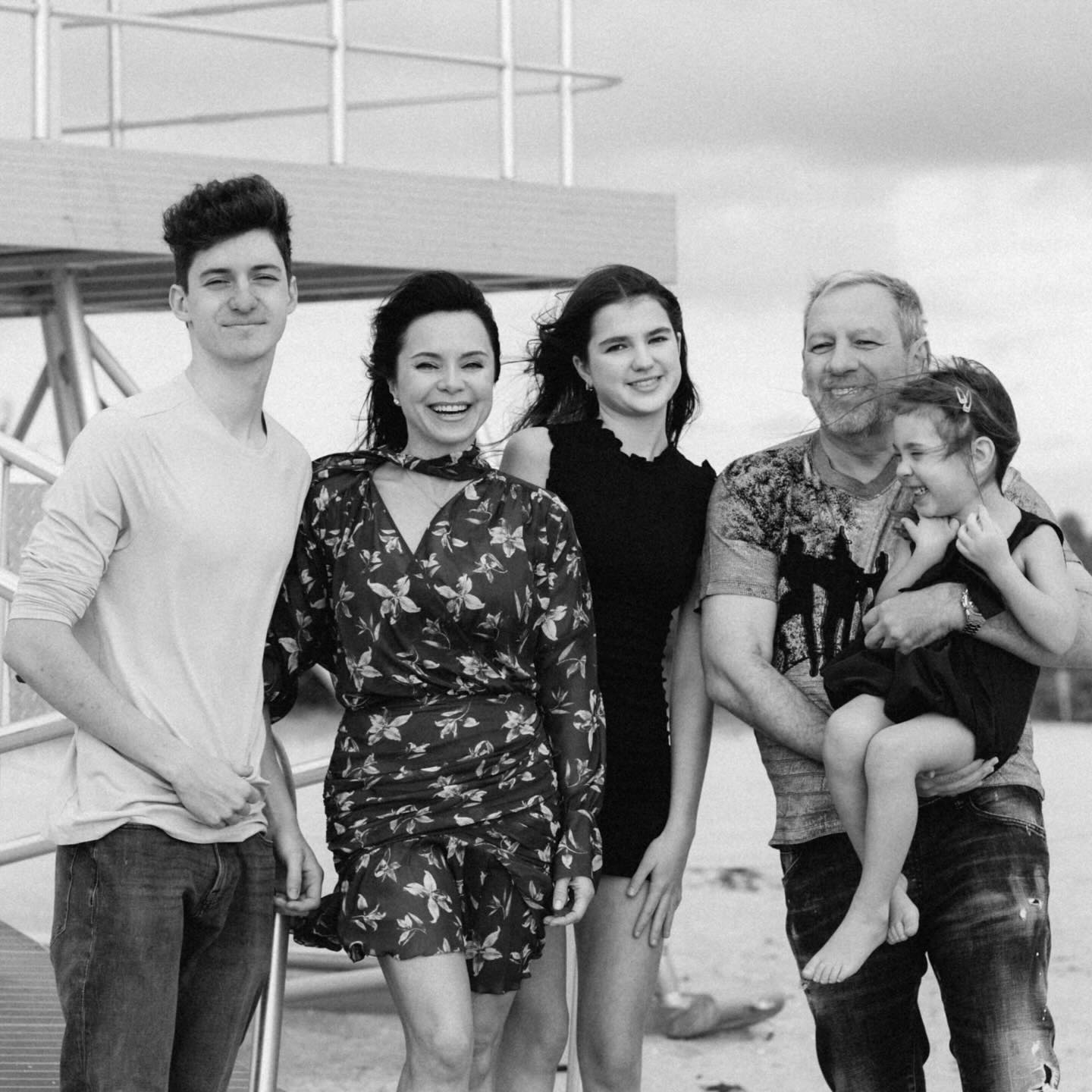 Лилия Подкопаева показала своего мужа на редких кадрах: &quot;Была уверена, что любовь живет три года&quot;