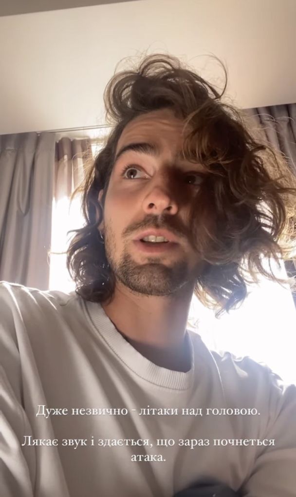 Дантес показал старшего на 15 лет брата и маленького племянника: редкий кадр