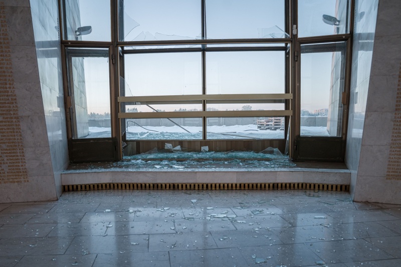 Strike on Kyiv symbol: Russia damages museum under 'Motherland' monument