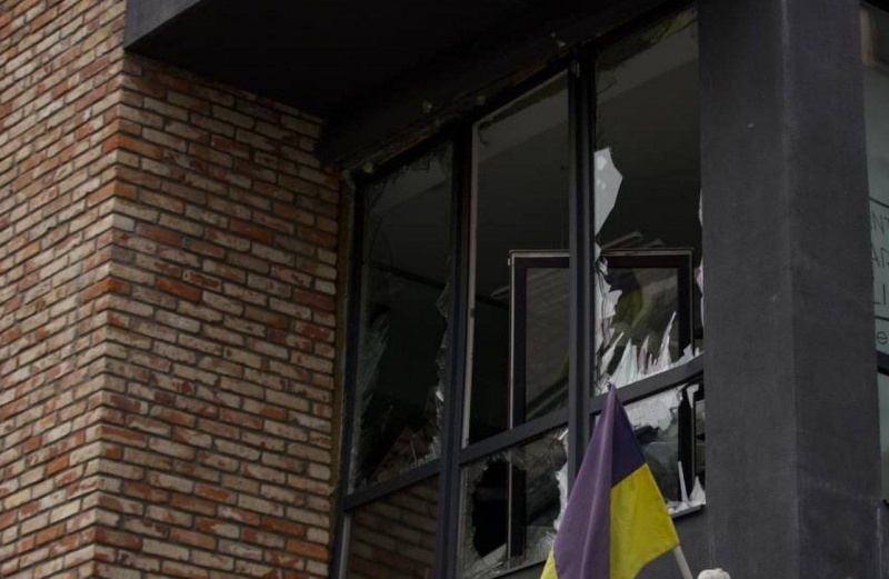 Russian massive drone strike on Dnipro: Medical center and dental clinic hit, one dead