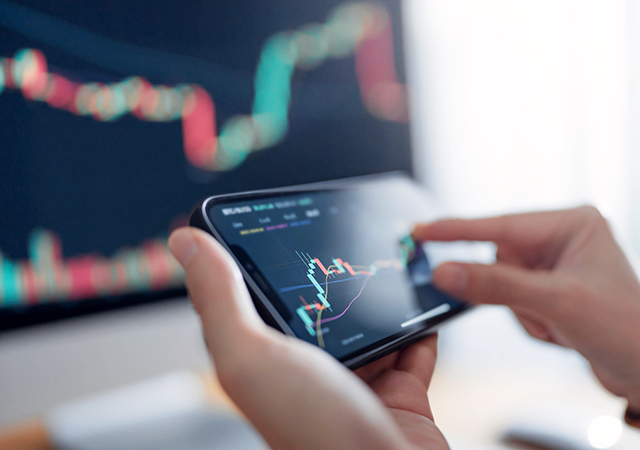 Названі найкращі брокерські компанії України у 2023 році