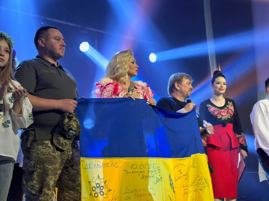 &quot;Никогда не держал в руках оружие&quot;. Бужинская рассказала о родном человеке на фронте