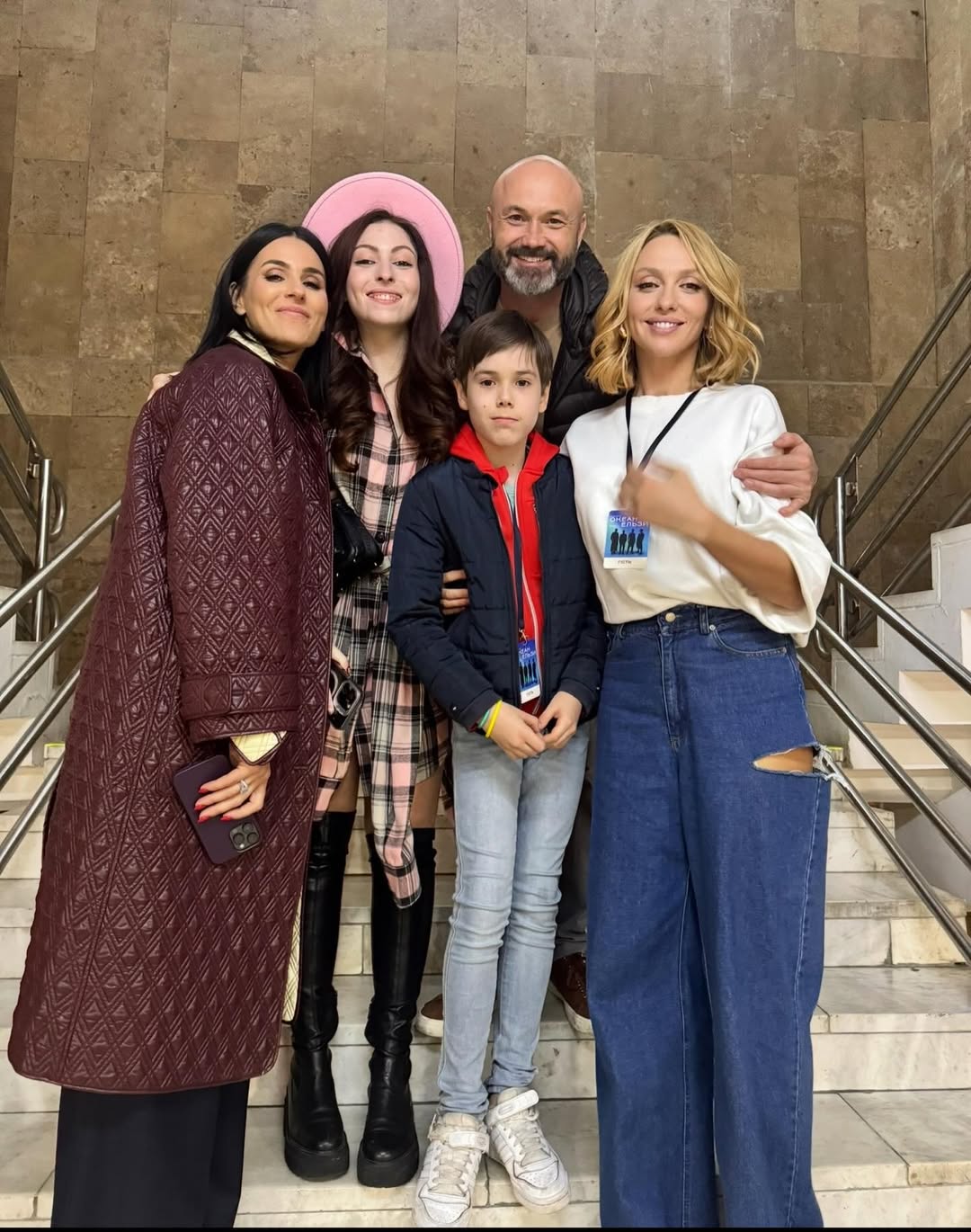 "Уже наговорил, так наговорил": Полякова со сцены высмеяла скандальное интервью мужа