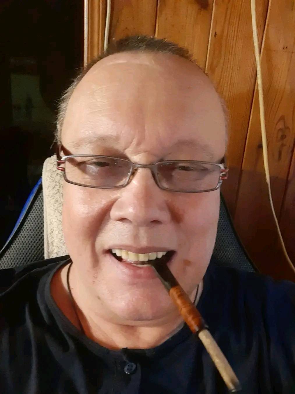 Умер звезда "Маски-шоу" Владимир Комаров