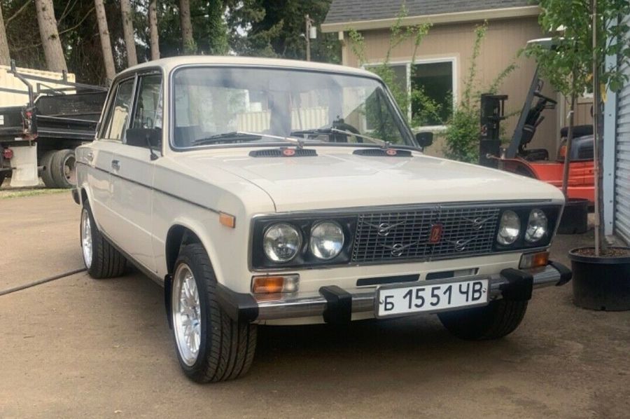 Родом з України: у США радянські "Жигулі", "Волги" та "Москвичі" продають за ціною Corvette та Mustang