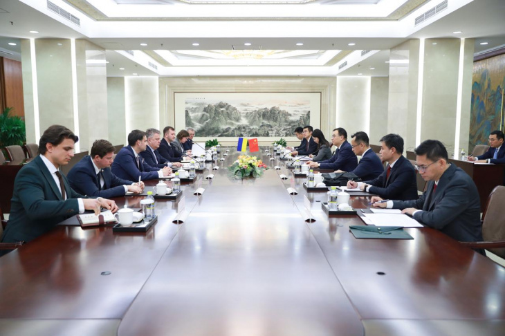 Ukraine's Deputy FM holds consultations with China on ending Russia’s war against Ukraine