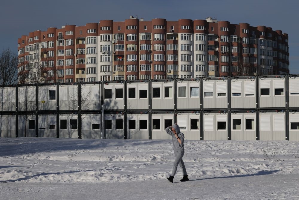 Как живут переселенцы в &quot;зимнем&quot; городке во Львове (видео и фото)