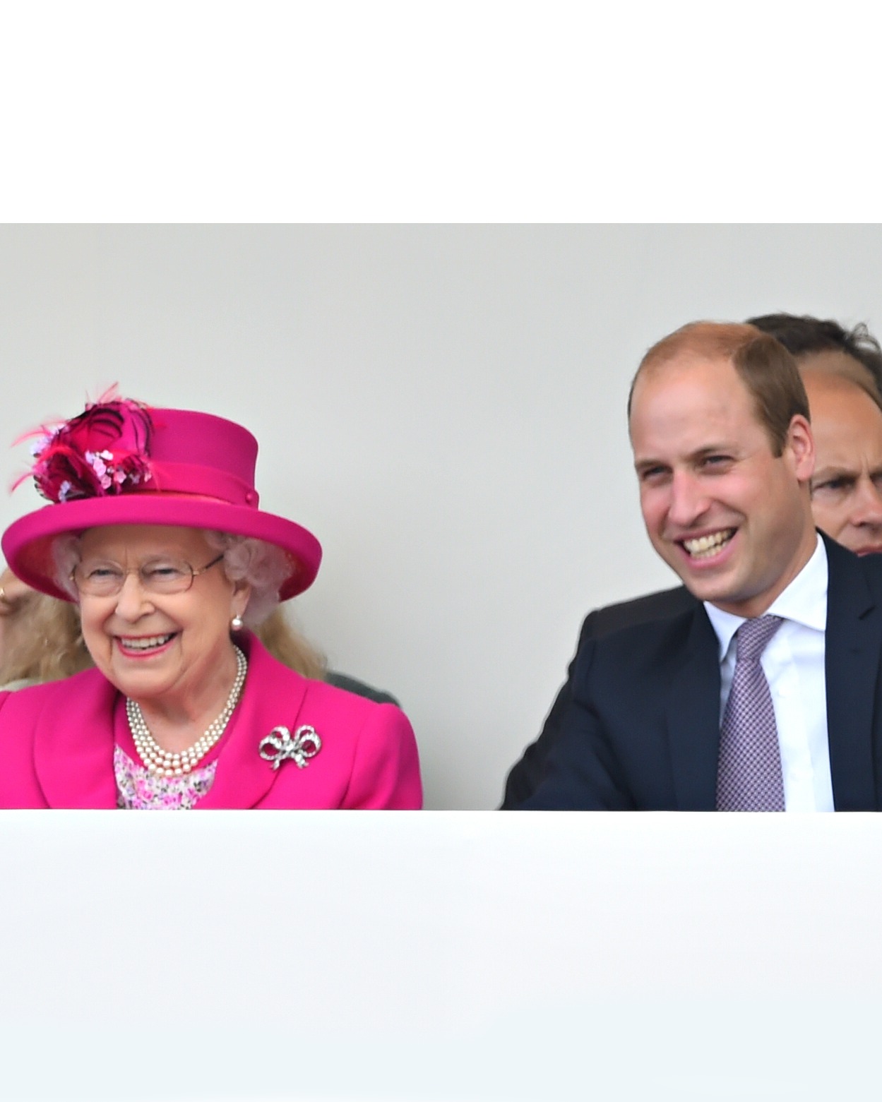 Королівська сім'я показала рідкісні фото принца Вільяма: на деяких - він не схожий на себе